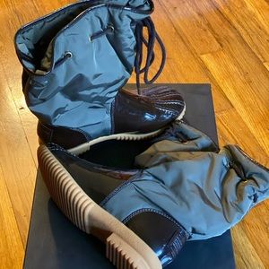 Marc Jacobs Drawstring Duck Boots